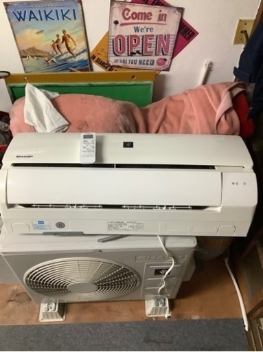 中古品シャープエアコン2019年製6畳クラス