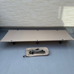 キャンプ　コット の画像