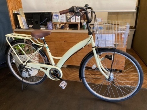【前後タイヤ・後輪チューブ新品！】 LEDオートライト　6段変速　26インチ自転車　クリーム