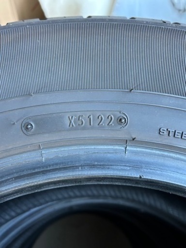 車のパーツ タイヤ、ホイール