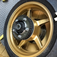CB1300 前後ホイール　美品　売ります