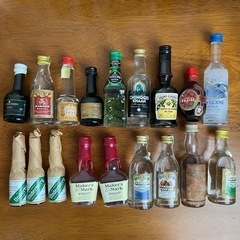 サントリー モロゾフ / ウイスキー / コニャック / v.s.o.p / ワイン / リキュール / スコッチ / ブランデー / ウオッカ / ラム /  ミニチュアボトル 大量 まとめ売り の画像