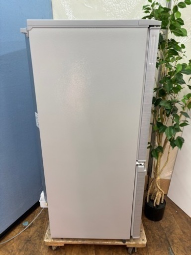 I321 ? 2020年製の美品♪ SHARP 冷蔵庫 (137L) ⭐ 動作確認済 ⭐ クリーニング済