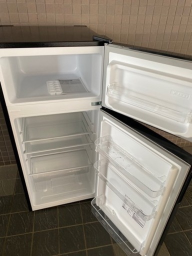 ☆【美品・高年式】p35 冷蔵庫 112L マクスゼン 2023年製