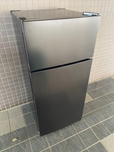 ☆【美品・高年式】p35 冷蔵庫 112L マクスゼン 2023年製