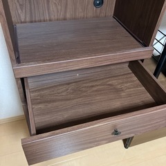 レンジ台　食器棚の画像