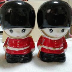 アンティーク雑貨　塩コショウ入れ　兵隊さん