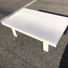 美品　おしゃれホワイトテーブル　