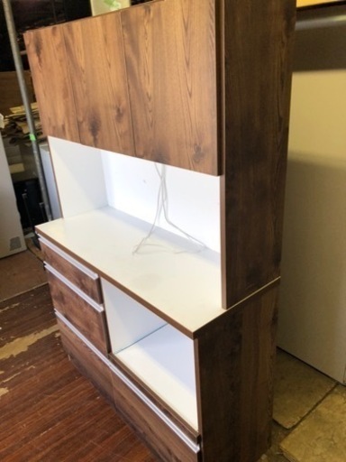 福岡市内配送無料　食器棚