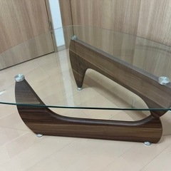 テーブル