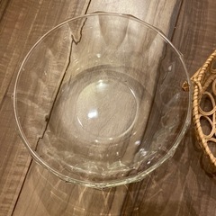 パイレックス　サラダボウル　籐製　PYREX　イワキ　　の画像