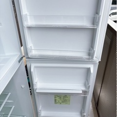 冷凍冷蔵庫 2021年式 YRZ-F23H1