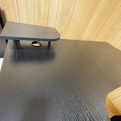 【 無料お譲り 】机　パソコンデスクの画像