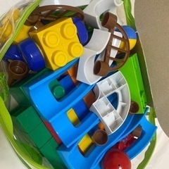 トイザらス購入大きめブロックの画像