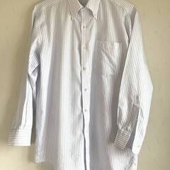【中古美品】ワイシャツ　ボタンダウン　長袖　カッターシャツ　ビジネス　Lサイズ　白地に青色3本線のストライプの画像