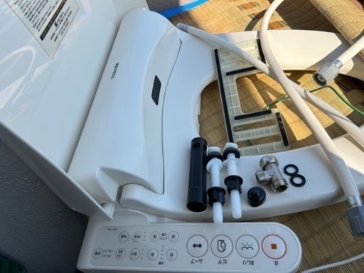 東芝ウォシュレット中古　消毒・清掃済み