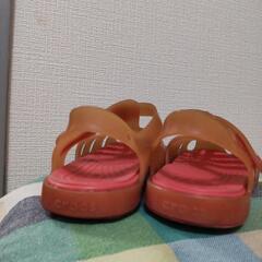 【値下】クロックス サンダル サイズ6(14cm)の画像