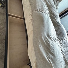 急いでるので安くします　家具 シングルベッドの画像