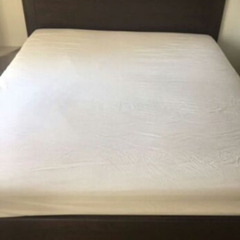 ワイドダブルベッド IKEA ブラウン フレームのみの画像