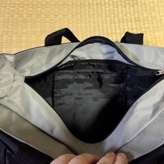 ナイロン手提げバッグの画像