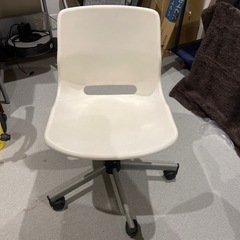 残わずか‼️【　IKEA 　】 イス　