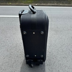 キャリーケース、カバン
の画像