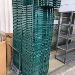 IFCO イフコ　折り畳み　コンテナ多数の画像