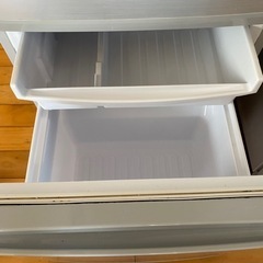 冷蔵庫 2018年製　シャープの画像