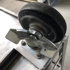 キャスター付作業台　配膳車　移動式作業台の画像