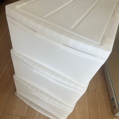 プラスティック3段衣装ケース