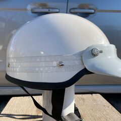 原付バイク用に　半キャップヘルメットはいかがですか？（中古）の画像