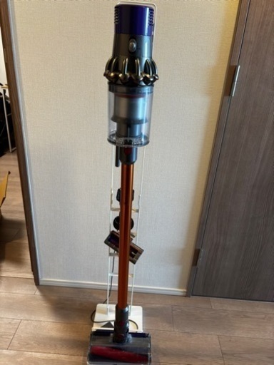 Dysonダイソン　v10 掃除\n機