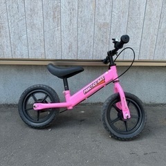 おもちゃ　幼児用自転車　ストライダー　キックバイク　　