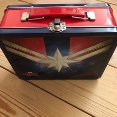 （新品未使用）キャプテンマーベル　缶バックの画像