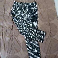 UrbanResearchのパンツです。