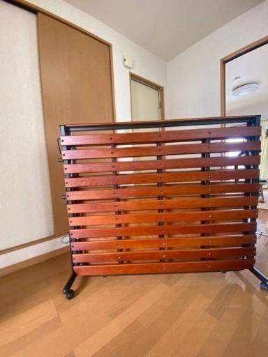 美品　セミダブル すのこ折りたたみベッド