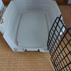 値下げしました　ペットキャリー軽量2ドアタイプの画像