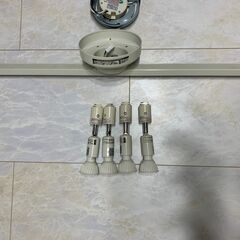 ダクトレール　電球4個付きの画像