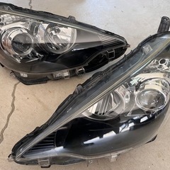 トヨタ アクア NHP10前期 LEDヘッドライト