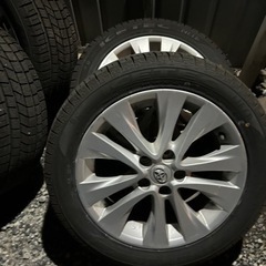 車のパーツ タイヤ、ホイールの画像