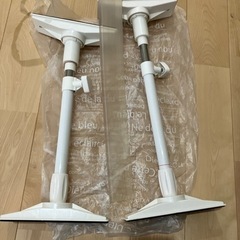 天井突っ張り棒　地震対策