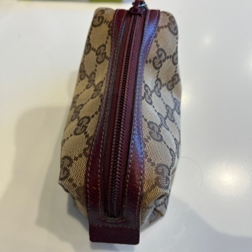 GUCCIポーチ
