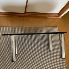 リビングテーブルの画像