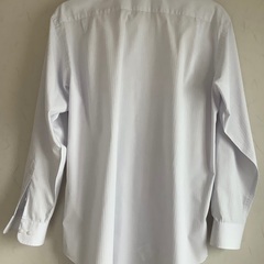 【中古美品】ワイシャツ　長袖　カッターシャツ　ビジネス　Lサイズ　首回り40 とても薄いブルー系の画像