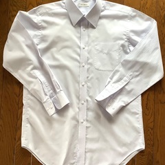 【中古美品】ワイシャツ　長袖　カッターシャツ　ビジネス　Lサイズ　首回り40 とても薄いブルー系の画像