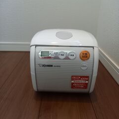 【値下げしました！】象印　マイコン炊飯ジャー　極め炊き　NS-NF05　の画像