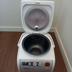 【値下げしました！】象印　マイコン炊飯ジャー　極め炊き　NS-NF05　の画像