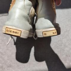 レディースDIESELスニーカーの画像