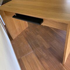 【鎌倉市受け渡しOK】無印良品 オーク無垢材 デスク　W110×D52.5×H70の画像