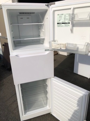 北九州市内配送無料　保証付き　2018年　ツインバード 3ドア冷凍冷蔵庫 幅52.5cm 199L 右開き HR-E919PW パール